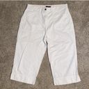 Bill Blass  White Capri Pants Photo 2