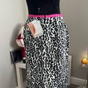 Jonathan Martin Women Velvet Animal Print White and Black Pencil Midi Skirt Sz 7 Photo 1