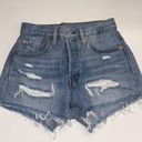 Levi’s 501 Shorts Photo 0