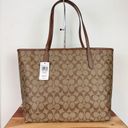 Coach NWT  City Tote and Double Zip Wallet  Bag In Signature Canvas Photo 3