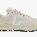 VEJA  Beige walking lace up low top shoes sneakers women’s 7 new Photo 7