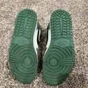 Jordan 1 Dutch Green Mids Photo 5