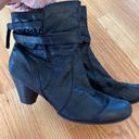 Baretraps  Renew Womens Booties Shimmery Black Heeled Boots Tie Bow Knot Back 9.5 Photo 6