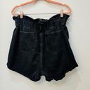 Pacific&Co sws denim  boutique black high waisted paperbag shorts sz 9. Photo 2