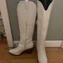 white womens cowboy boots Size 8.5 Photo 0