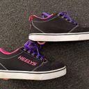 Heelys shoes size 7 Photo 1