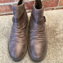 Baretraps Chrisa womens Taupe brown ankle boots size 9.5 Photo 1