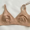 SKIMS NWT  Naked Plunge Bra Clay Size M Photo 4