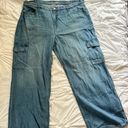 Old Navy Wide Leg Jeans Photo 2