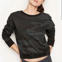 Victoria's Secret  Sport Camo Cropped Crewneck Sweater L Photo 0