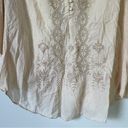 Nine West  Vintage American Western Embroidered Floral Henley Blouse size Medium Photo 3