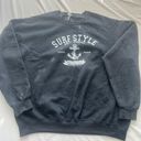 Surf Style Crewneck Photo 0