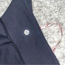 Lululemon  Black Cropped 21" Leggings size 8 Photo 1