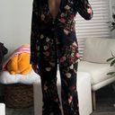 Pretty Little Thing  black floral oriental oversized shirt & wide leg pants set Photo 2