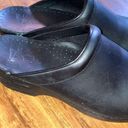 Dansko  women black leather clogs, 8.5 Photo 2