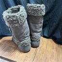 Crocs  Nadia Rubber Winter Boots Sherpa Lined Women’s Size 10 Brown Photo 3