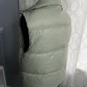 American Eagle Outfitters Puffer Vest Photo 2