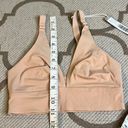 Everlane  The Invisible Bra, light tan Photo 5