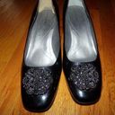 Tahari  Sherry black patent embellished 2" block heel pumps 8 1/2 M Photo 0