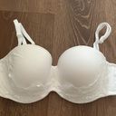 Victoria's Secret Bra (can be strapless) Photo 0