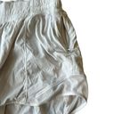 Lululemon  Women’s 6 Hotty Hot Short II Long 4" White Athletic Lined Sporty Gym Photo 4