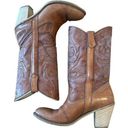 Dingo American Vintage  VINTAGE BROWN HEELED COWBOY BOOTS  size 7.5 Photo 0