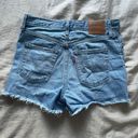 Levi’s Ribcage Shorts Photo 1