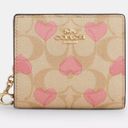 Coach Snap Wallet In Signature Canvas With Heart Print Photo 0