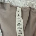 Lululemon Hotty Hot Shorts 4” Photo 3