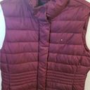 Tommy Hilfiger  size large cranberry colored vest puffed quilted vest. Bust 42 Photo 0