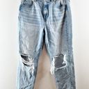 American Eagle  High Rise Busted Knees Mom Jeans Light Wash Blue 12 Photo 4