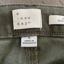 A New Day  Stretch Elastizado Green Moto Skinny Jeans Size 4 Photo 7