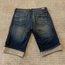 Bermuda ILia Distressed Denim  Shorts Photo 1