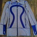 Lululemon  in stide full zip jacket size 2 striped Photo 0