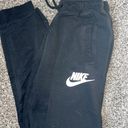 Nike joggers Photo 0