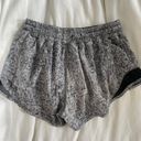 Lululemon Hotty Hot Short 2.5” Photo 1