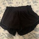 Lululemon Hotty Hot Shorts 4” Photo 1