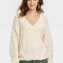 Universal Threads Universal Thread Cream Chunky Knit Sweater Size L Photo 0