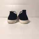 Gap  navy velvet slip on casual shoes sneakers women size 8.5 Photo 4