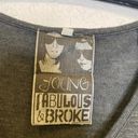 Young Fabulous and Broke  Lightweight Pullover V-Neck Sweater Gray Cream EUC Sz M Photo 2