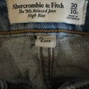 Abercrombie & Fitch Abercrombie The ‘90s Relaxed Jean High Rise Photo 3