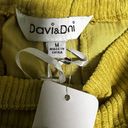 Davi & Dani  size medium or large courduroy yellow skort Photo 5