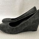 Vionic  Camden Dark Grey Suede Round Toe Wedge Heel Dress Shoe 7 Like New Photo 4