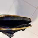 Lululemon Everywhere Belt Bag Black/gold Photo 6