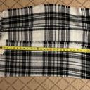 Mad cloth giant black and white plaid woven blanket scarf w fringe detail NWOT Photo 4