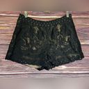 BCBG MAX AZRIA Black and Nude Shorts with Pockets. Size Medium. Photo 4