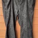 Torrid  Bombshell Flare Super Soft Jeans Women’s Size 28 Reg Black Floral Photo 3