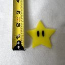 Nintendo Super Mario Power Star Pin Photo 1