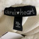 Derek Heart  Pullover Hoodie Photo 8