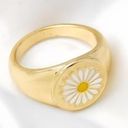 Daisy Gold  Ring Photo 0